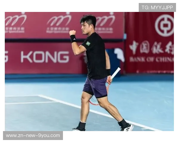 吴易昺发球落点进步明显