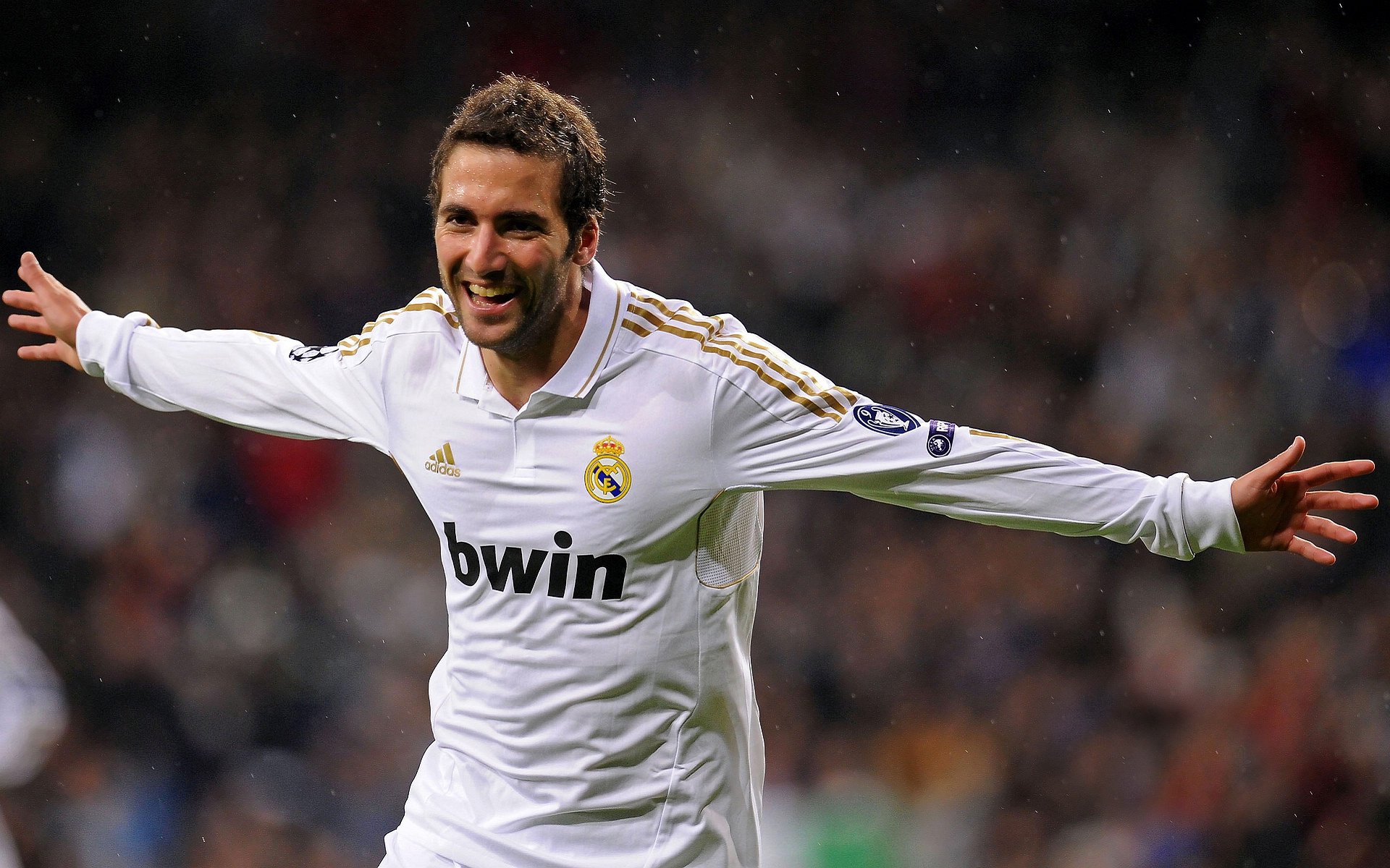 世界杯神级扑救:门将的背后是无尽努力,世界杯守门员扑救集锦